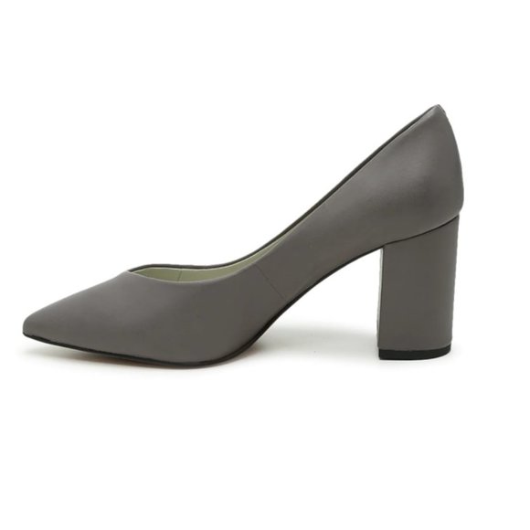 New LEATHER Heels - Picture 2 of 7